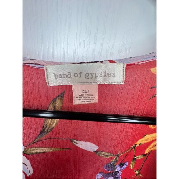 Band Of Gypsies Short Sleeve Sheer Floral Pattern Long Kimono - Picture 3 of 4